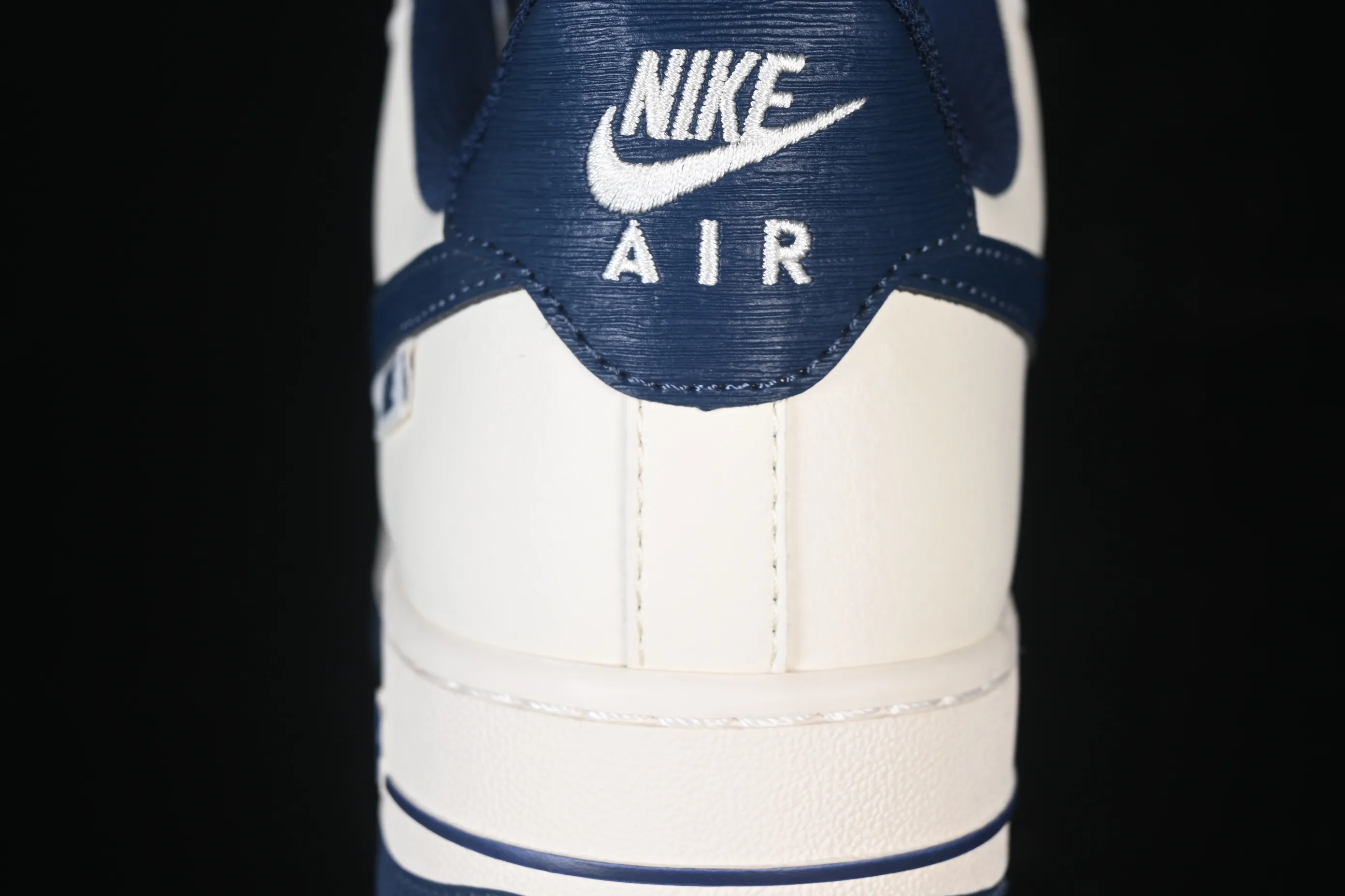 All categories Nk Air Force 1 Air Force series Nk Air Force 1 Low Air Force low top Nike Air Force 1'07 Low tree pattern midnight blue Air Force 1 low top casual sneakers SM6668-127